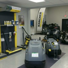 EnviroLab Karcher Center Houston offers the complete line of Karcher and Landa commercial products.